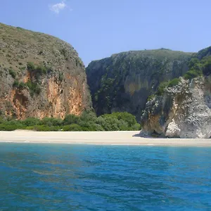 Mare 3* Himare